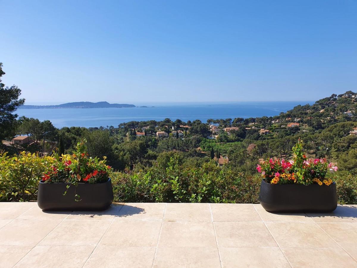 Pretty House With Sea View On The Hy Res Βίλα Ιέρ Εξωτερικό φωτογραφία